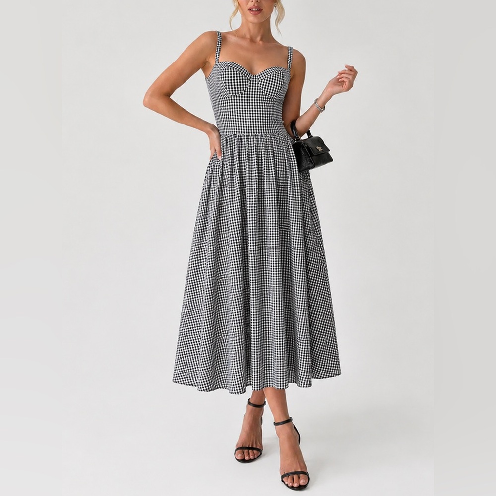 Black & White Gingham Midi Dress with Sweetheart Neckline